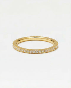 The M Essential Pavé Band